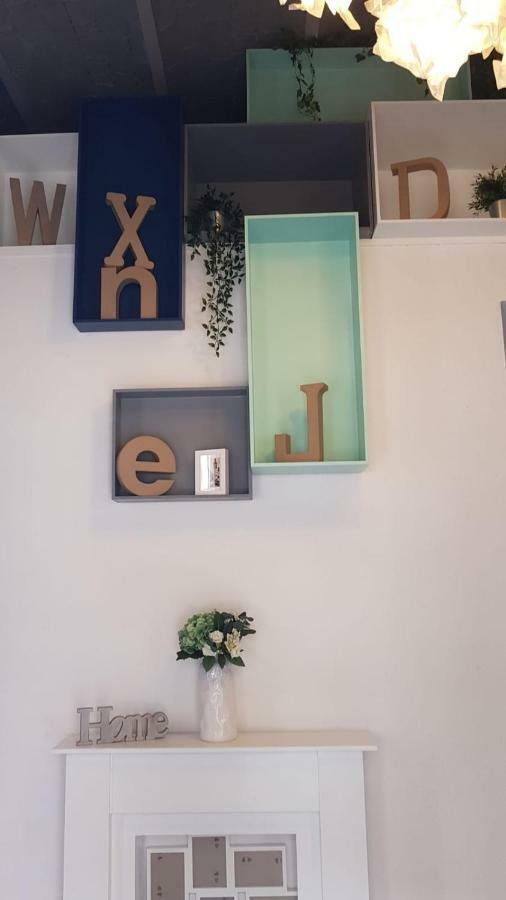 Florista Bonito Alojamiento Bien Comunicado Otel Valensiya Dış mekan fotoğraf