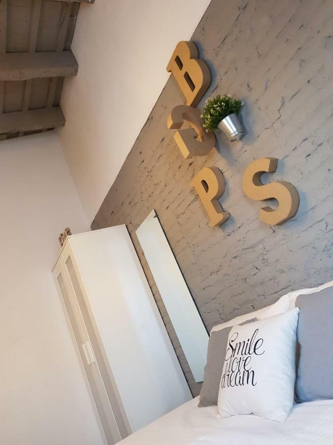 Florista Bonito Alojamiento Bien Comunicado Otel Valensiya Dış mekan fotoğraf