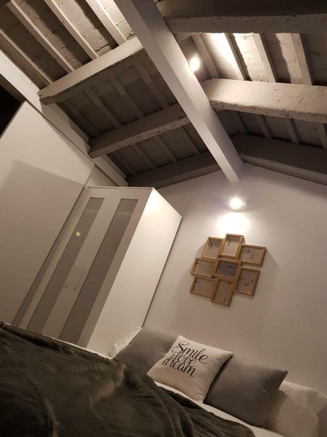 Florista Bonito Alojamiento Bien Comunicado Otel Valensiya Dış mekan fotoğraf