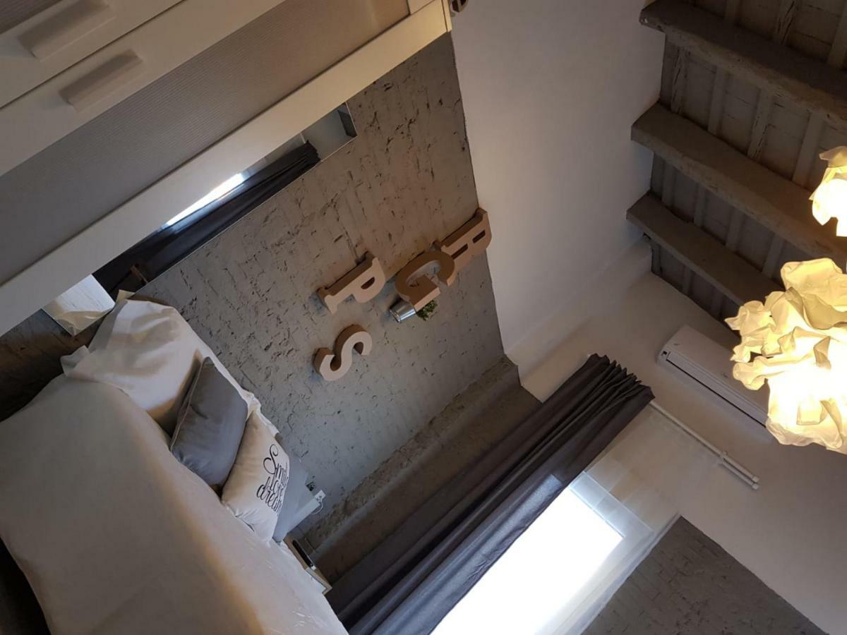 Florista Bonito Alojamiento Bien Comunicado Otel Valensiya Dış mekan fotoğraf
